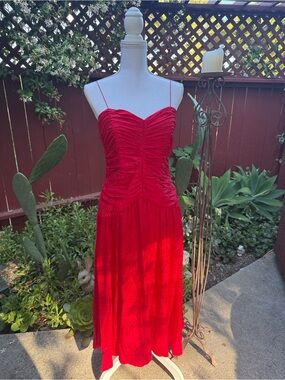 Silk Studio Ruched Sweetheart Red Midi Dress